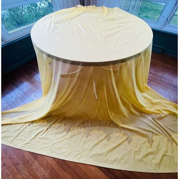 Vintage 70s curtain, golden yellow, embroidered bottom, oversized pleated panel - Picture 3 of 10